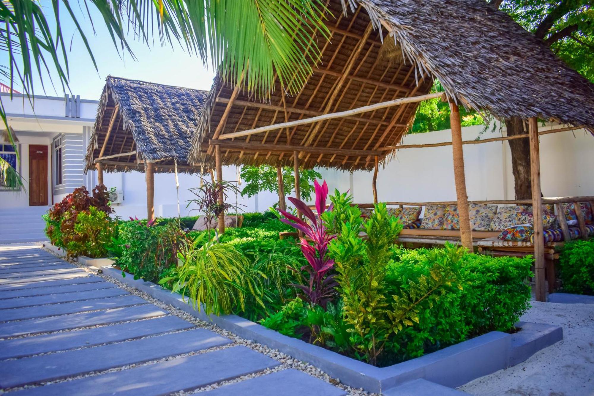 Uhuru House And Restaurant Nungwi Eksteriør bilde